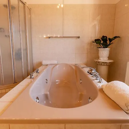 Hotel Refugio Rural - Eco 4*